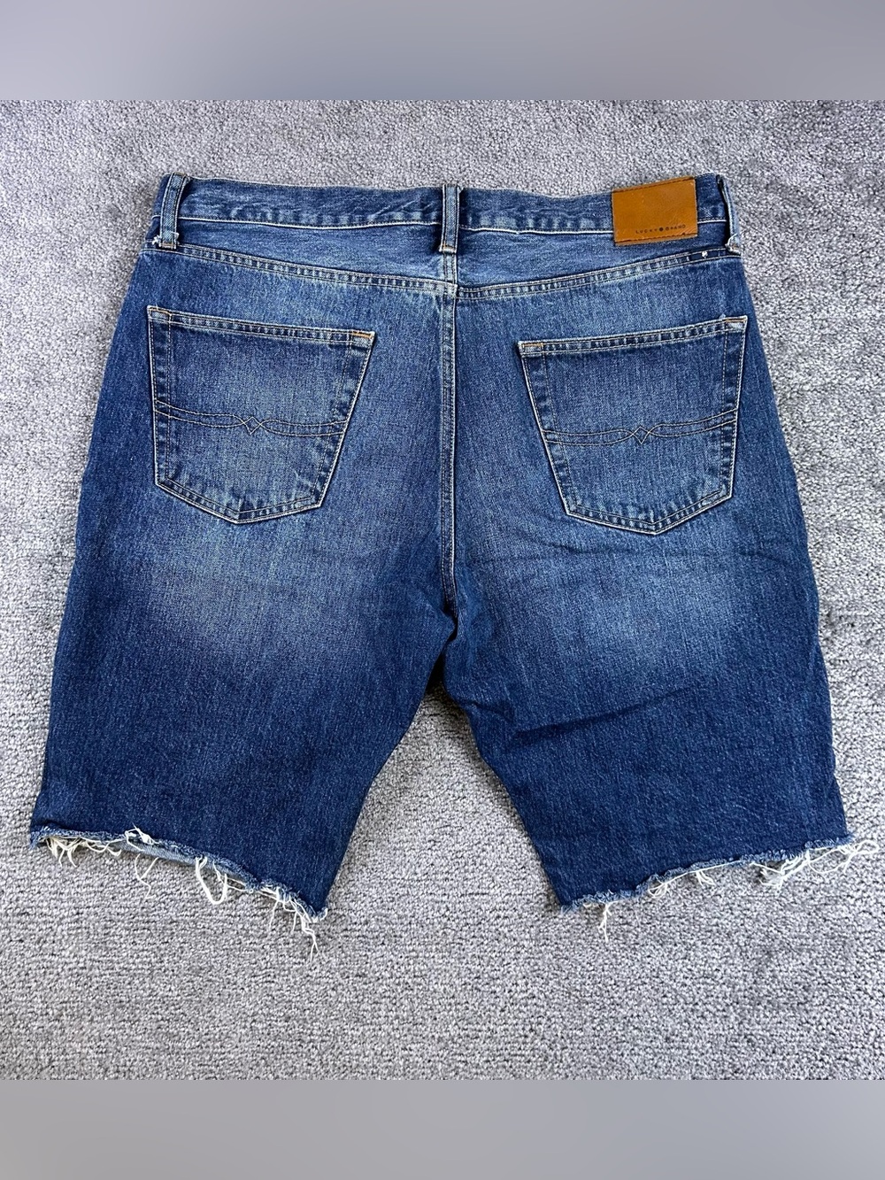 Lucky Brand Men's Jean Shorts 38x11 Cutoff 410 Athletic Jorts Bermuda Raw Hem